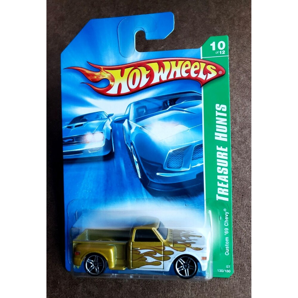 2007 Hot Wheels CUSTOM '69 CHEVY GOLD #10/12 TREASURE HUNT SERIES #130/180 1:64